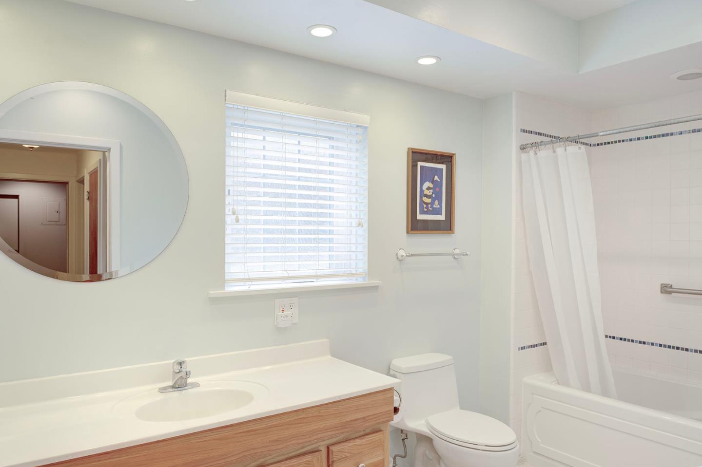 Detail Gallery Image 24 of 34 For 4113 Crest Rd, Pebble Beach,  CA 93953 - 3 Beds | 2/1 Baths