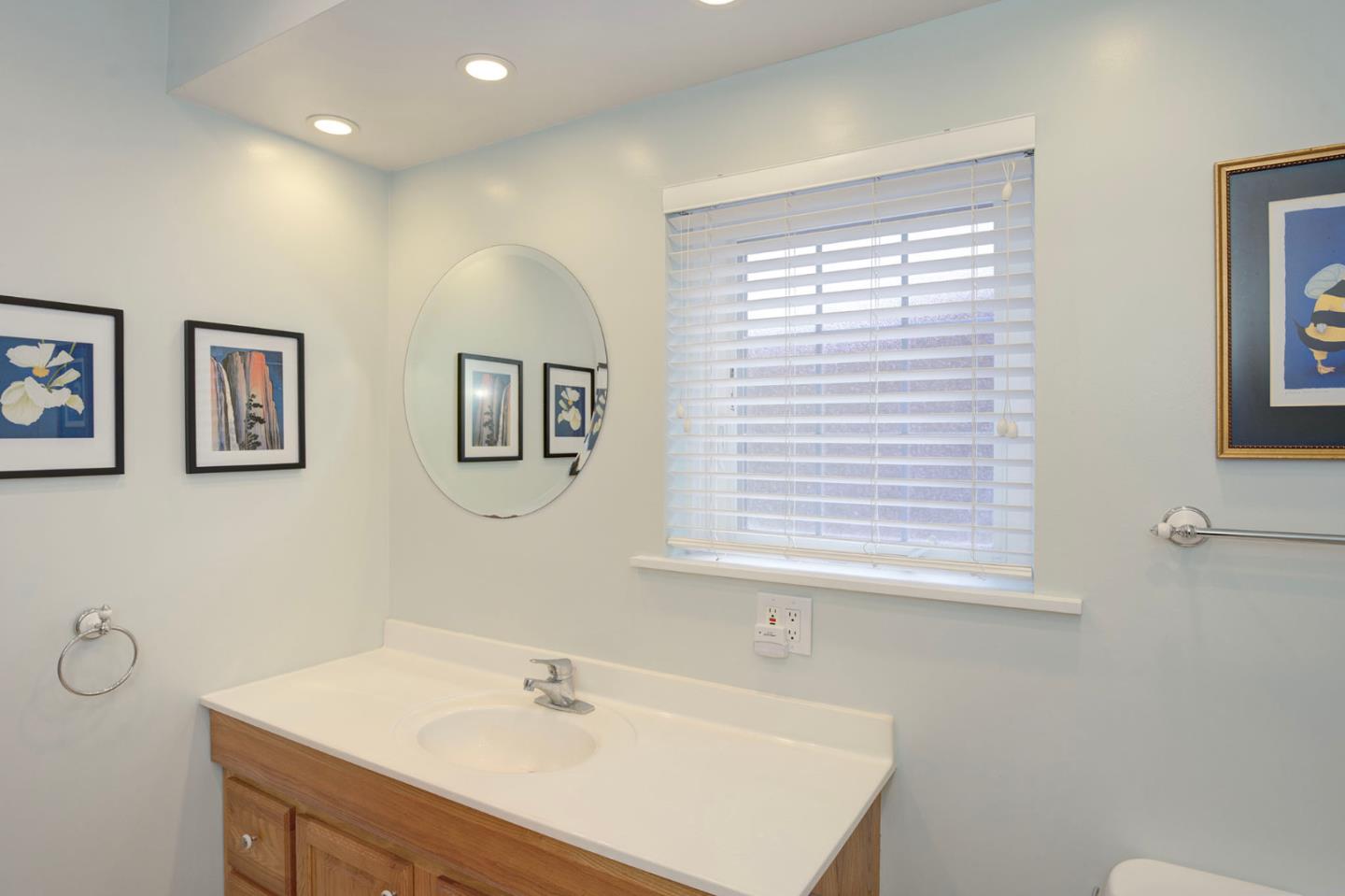 Detail Gallery Image 25 of 34 For 4113 Crest Rd, Pebble Beach,  CA 93953 - 3 Beds | 2/1 Baths