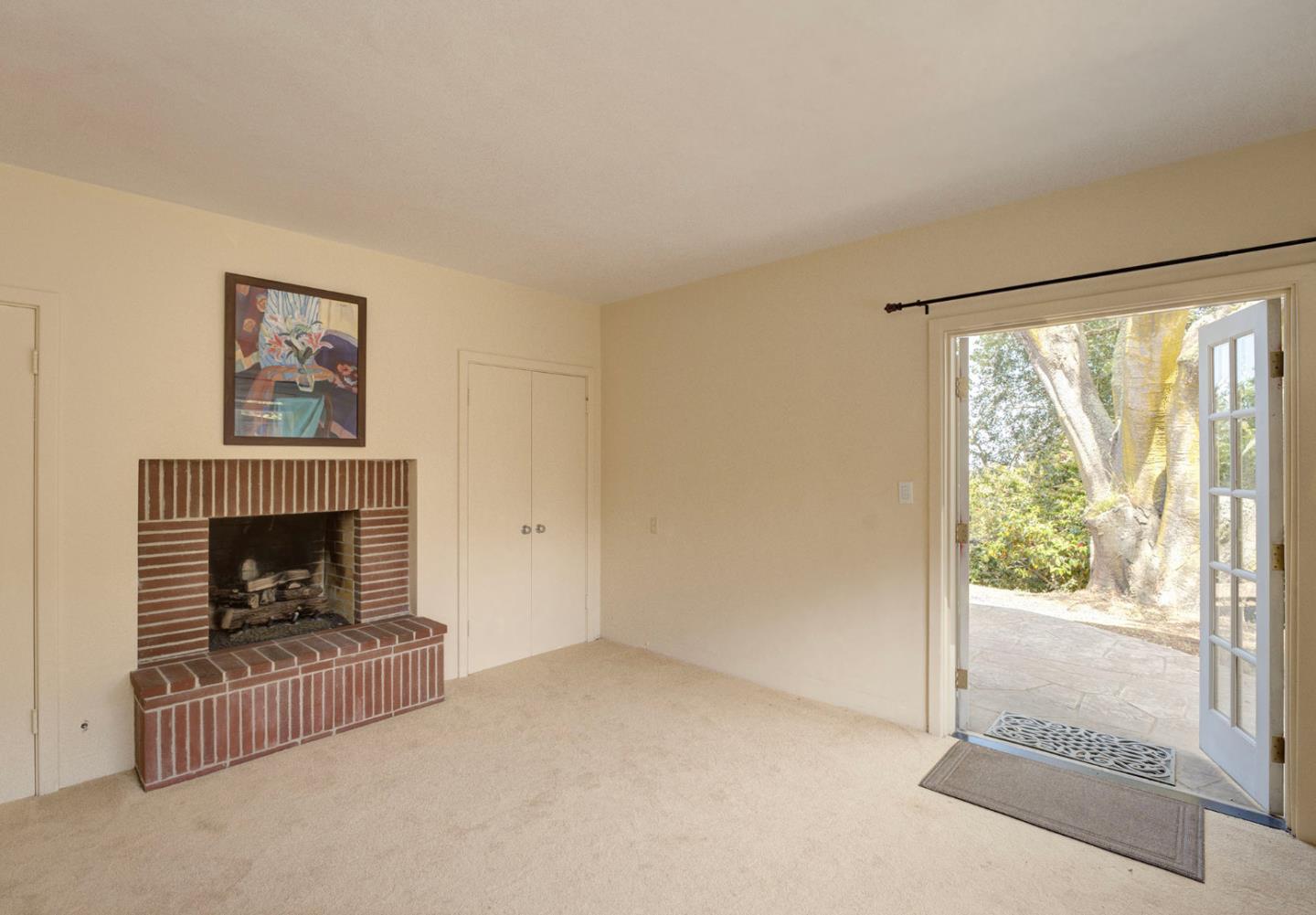 Detail Gallery Image 26 of 34 For 4113 Crest Rd, Pebble Beach,  CA 93953 - 3 Beds | 2/1 Baths