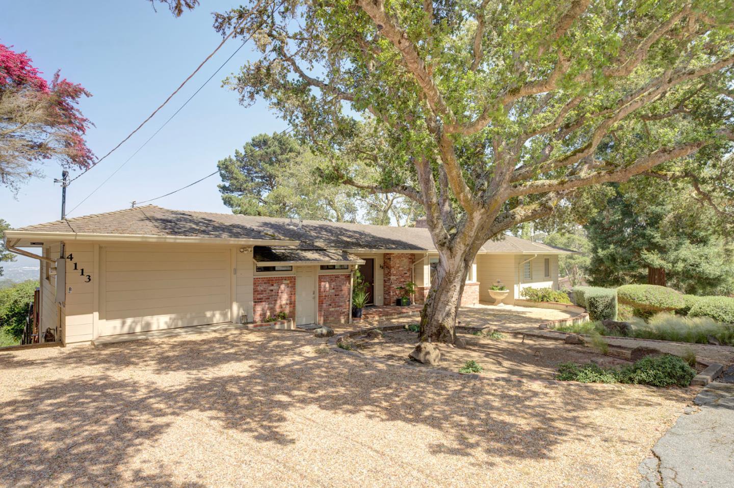 Detail Gallery Image 32 of 34 For 4113 Crest Rd, Pebble Beach,  CA 93953 - 3 Beds | 2/1 Baths