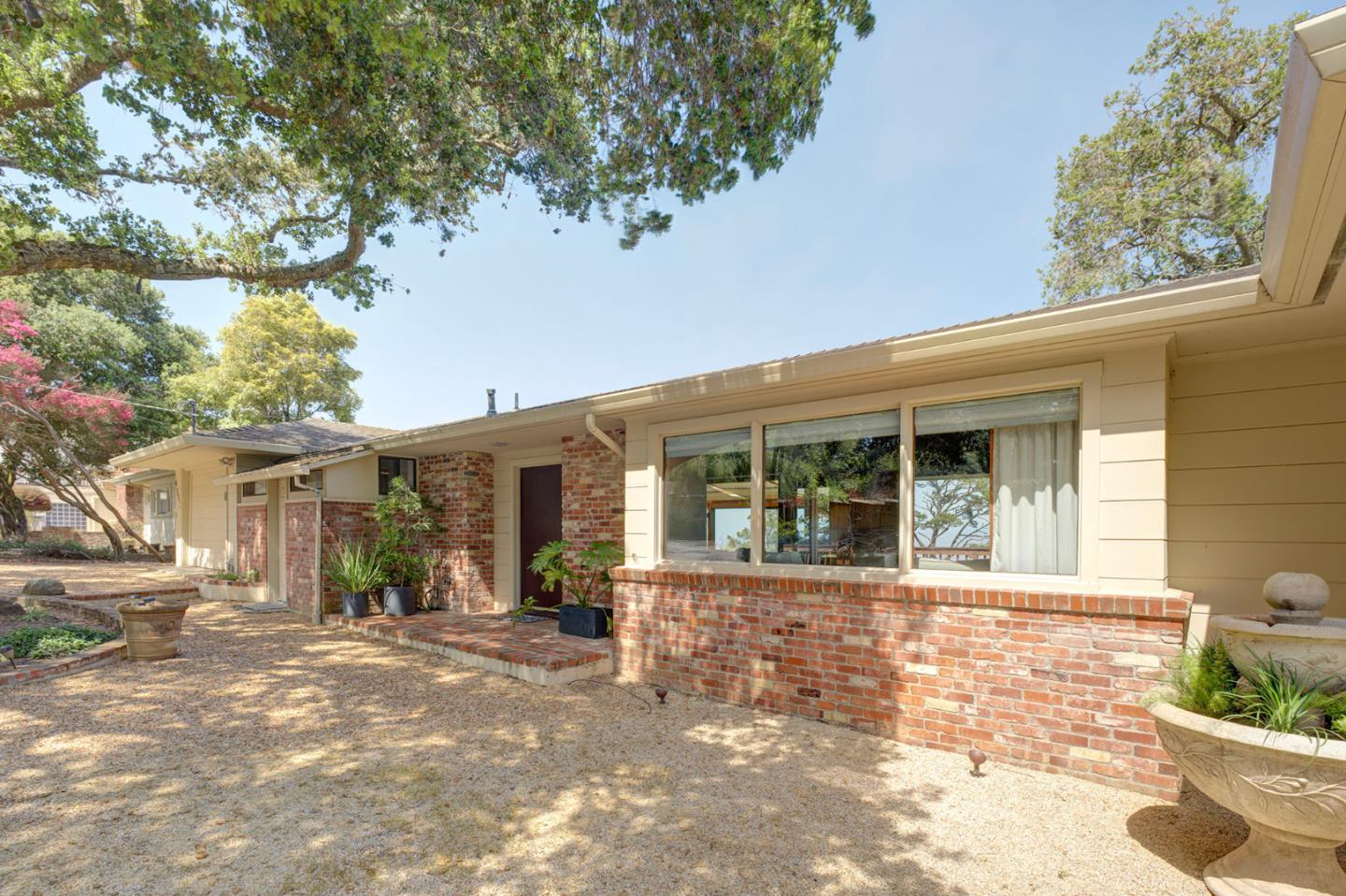 Detail Gallery Image 34 of 34 For 4113 Crest Rd, Pebble Beach,  CA 93953 - 3 Beds | 2/1 Baths