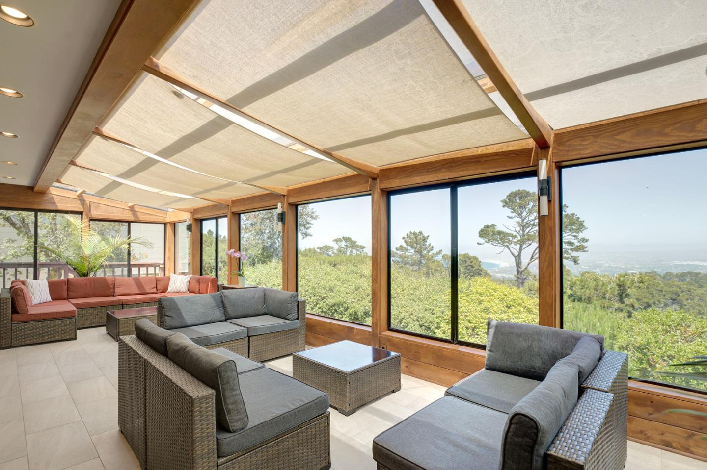 Detail Gallery Image 5 of 34 For 4113 Crest Rd, Pebble Beach,  CA 93953 - 3 Beds | 2/1 Baths