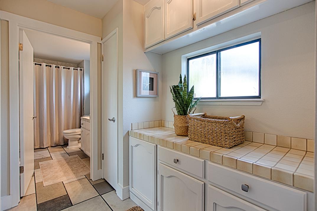 Detail Gallery Image 14 of 21 For 266 North Ave, Aptos,  CA 95003 - 2 Beds | 2 Baths