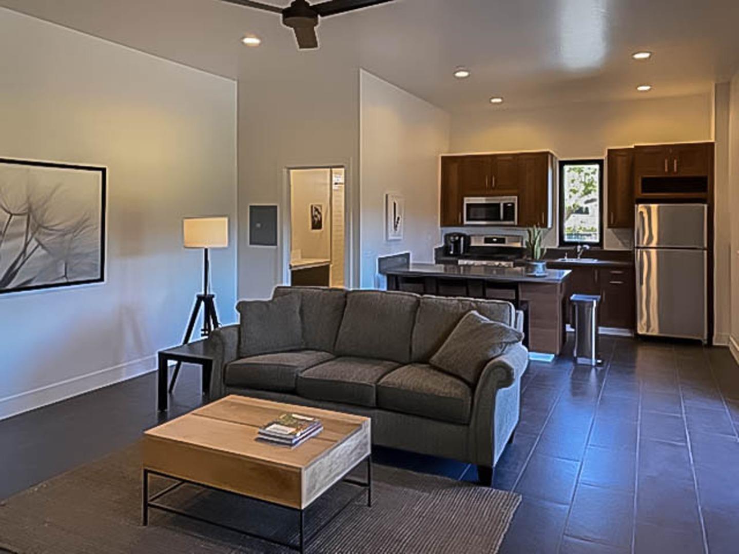 Detail Gallery Image 34 of 40 For 8 El Caminito Rd, Carmel Valley,  CA 93924 - 2 Beds | 2/1 Baths