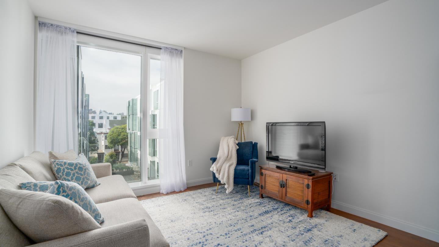 Detail Gallery Image 5 of 47 For 555 Fulton St, San Francisco,  CA 94102 - 1 Beds | 1 Baths