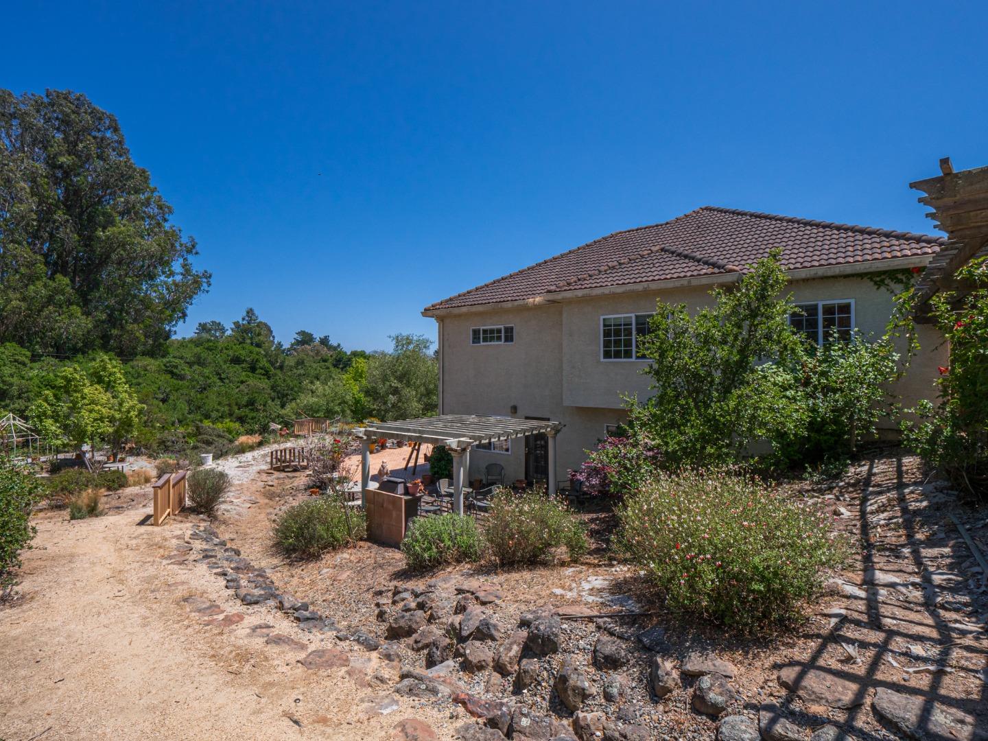 Detail Gallery Image 108 of 148 For 18703 Caris Ln, Aromas,  CA 95004 - 4 Beds | 4/1 Baths