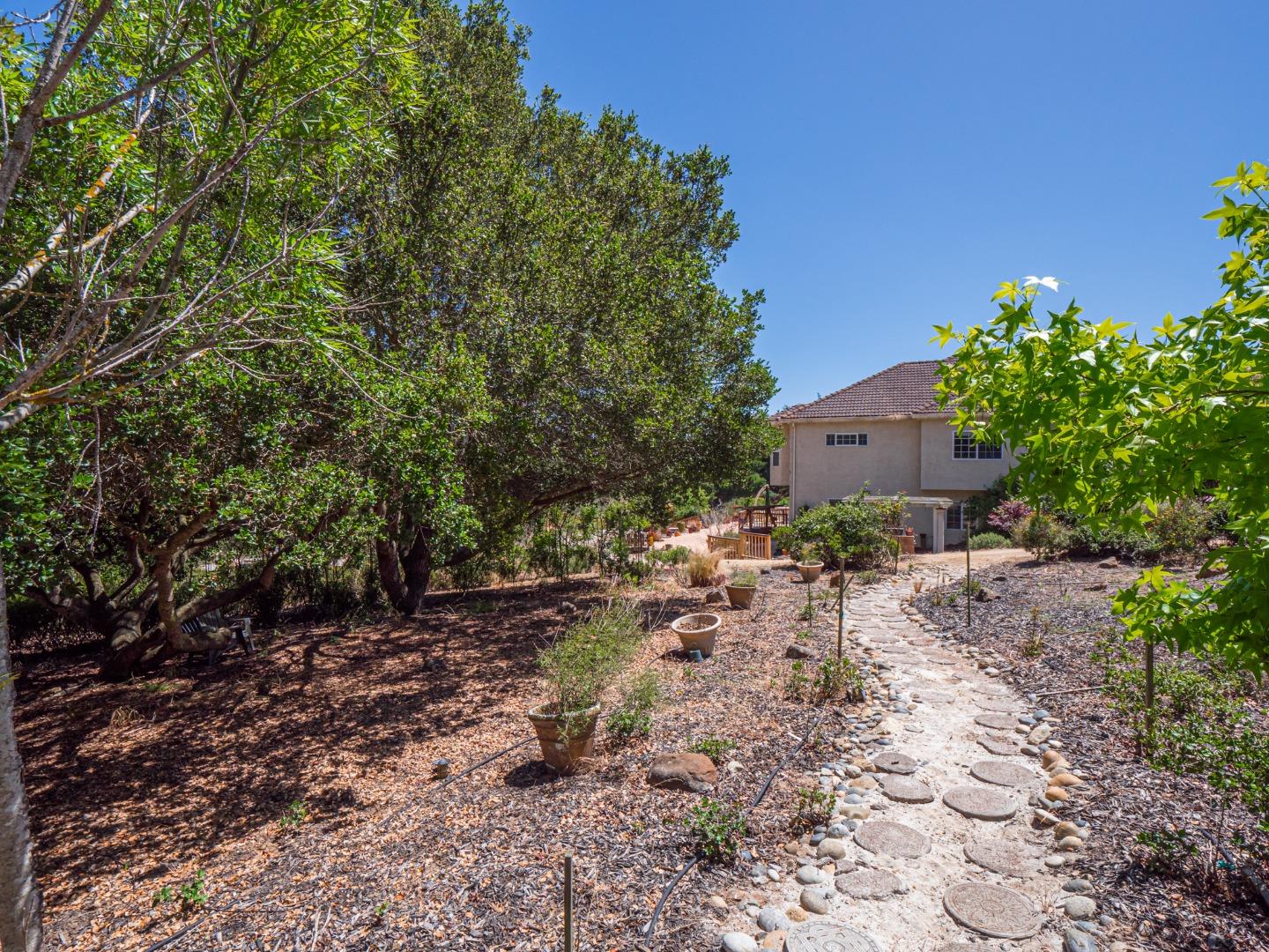 Detail Gallery Image 115 of 148 For 18703 Caris Ln, Aromas,  CA 95004 - 4 Beds | 4/1 Baths