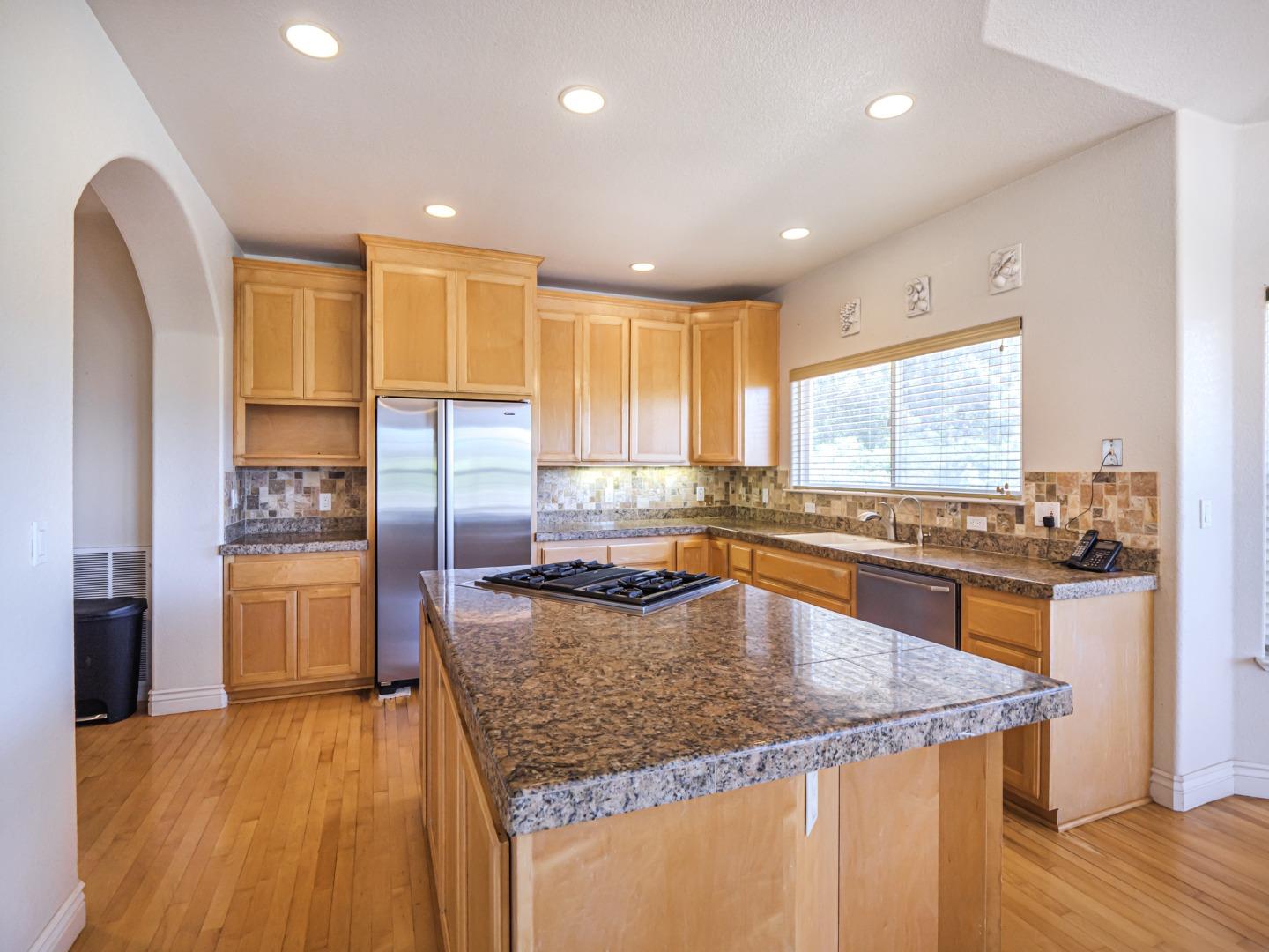 Detail Gallery Image 21 of 148 For 18703 Caris Ln, Aromas,  CA 95004 - 4 Beds | 4/1 Baths