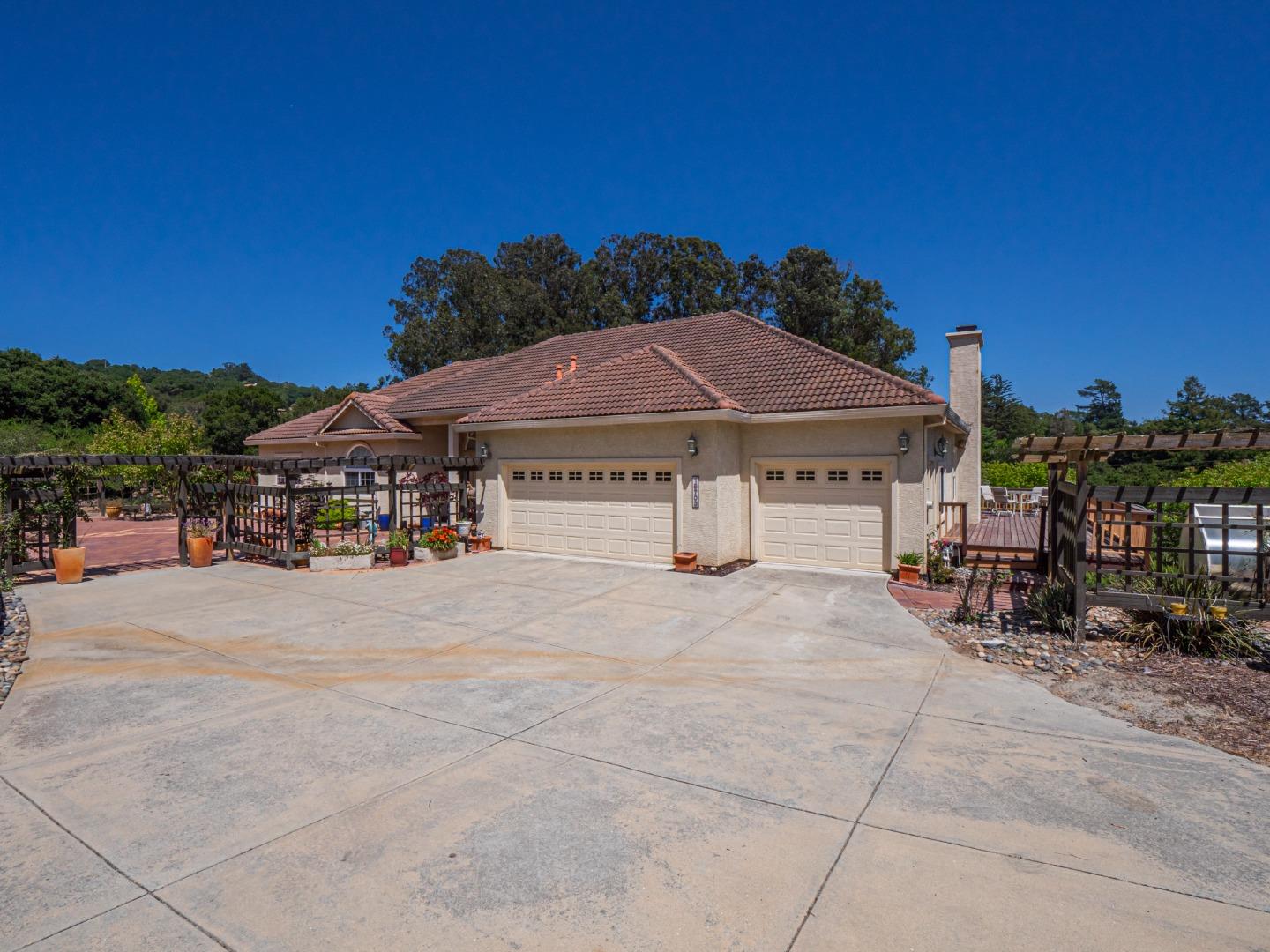 Detail Gallery Image 65 of 148 For 18703 Caris Ln, Aromas,  CA 95004 - 4 Beds | 4/1 Baths