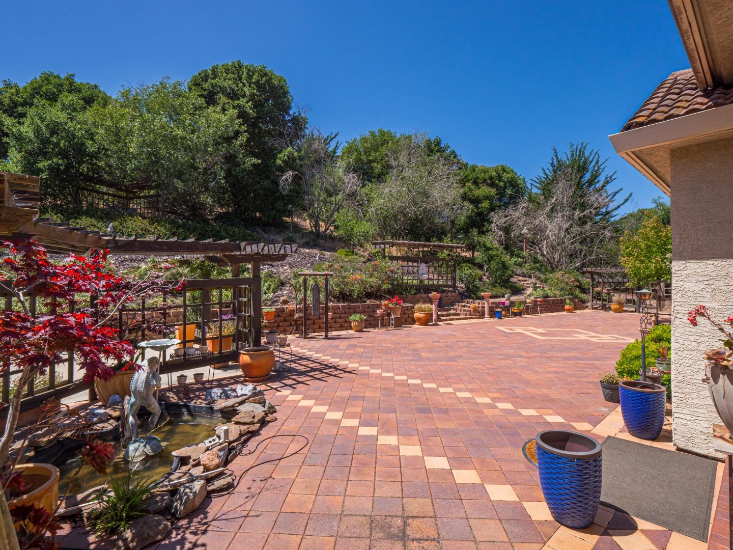 Detail Gallery Image 72 of 148 For 18703 Caris Ln, Aromas,  CA 95004 - 4 Beds | 4/1 Baths