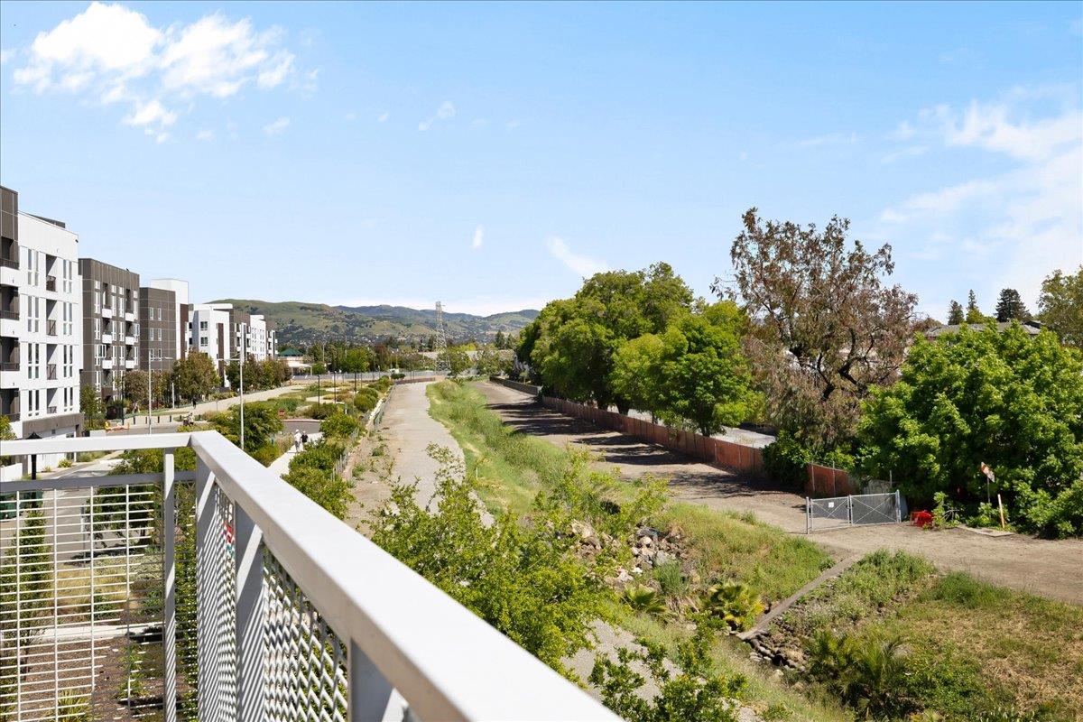 Detail Gallery Image 25 of 26 For 310 Riesling Ave #33,  Milpitas,  CA 95035 - 3 Beds | 2/1 Baths