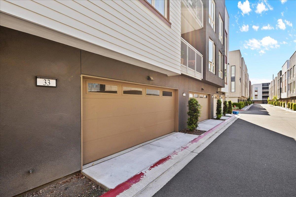 Detail Gallery Image 4 of 26 For 310 Riesling Ave #33,  Milpitas,  CA 95035 - 3 Beds | 2/1 Baths