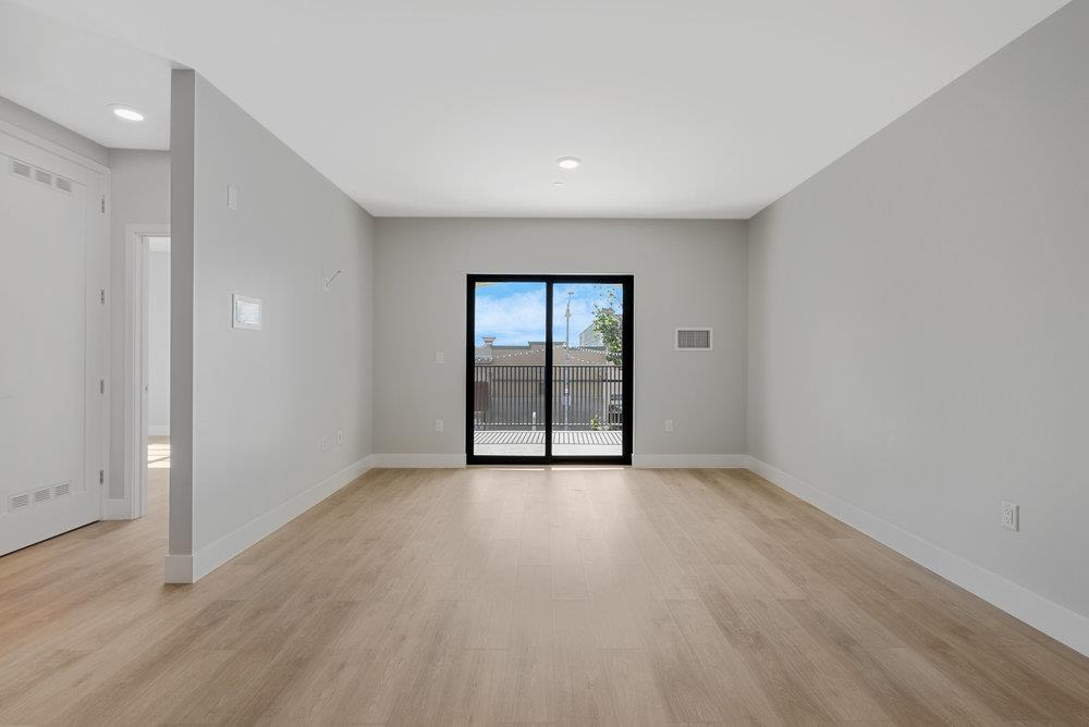 Detail Gallery Image 8 of 31 For 400 San Benito St #203,  Hollister,  CA 95023 - 1 Beds | 1 Baths