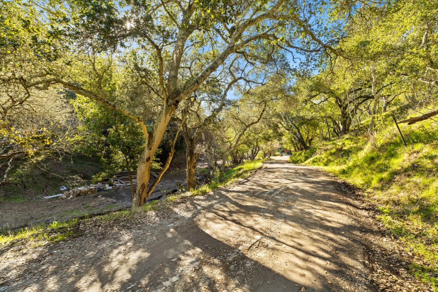 4 El Vanada Road, Redwood City, California 94062, ,Land,For Sale,4 El Vanada Road,ML81967508