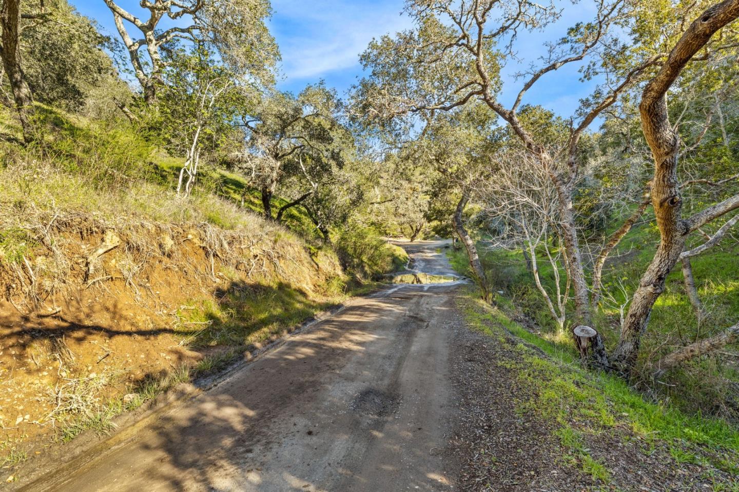 4 El Vanada Road, Redwood City, California 94062, ,Land,For Sale,4 El Vanada Road,ML81967508