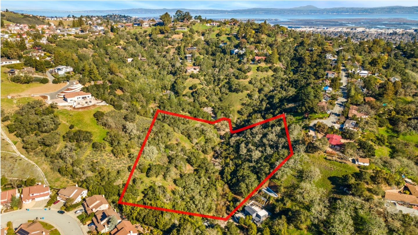 4 El Vanada Road, Redwood City, California 94062, ,Land,For Sale,4 El Vanada Road,ML81967508