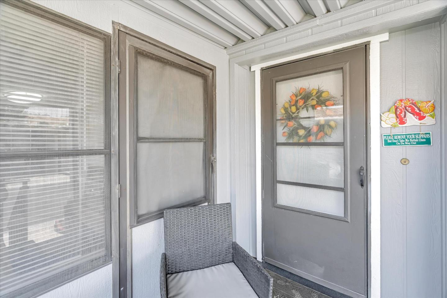 Detail Gallery Image 41 of 44 For 396 Chateau La Salle Dr #396,  San Jose,  CA 95111 - 3 Beds | 2 Baths