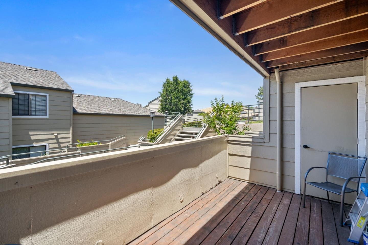 Detail Gallery Image 23 of 31 For 566 Elk Ridge Way, San Jose,  CA 95136 - 2 Beds | 2 Baths