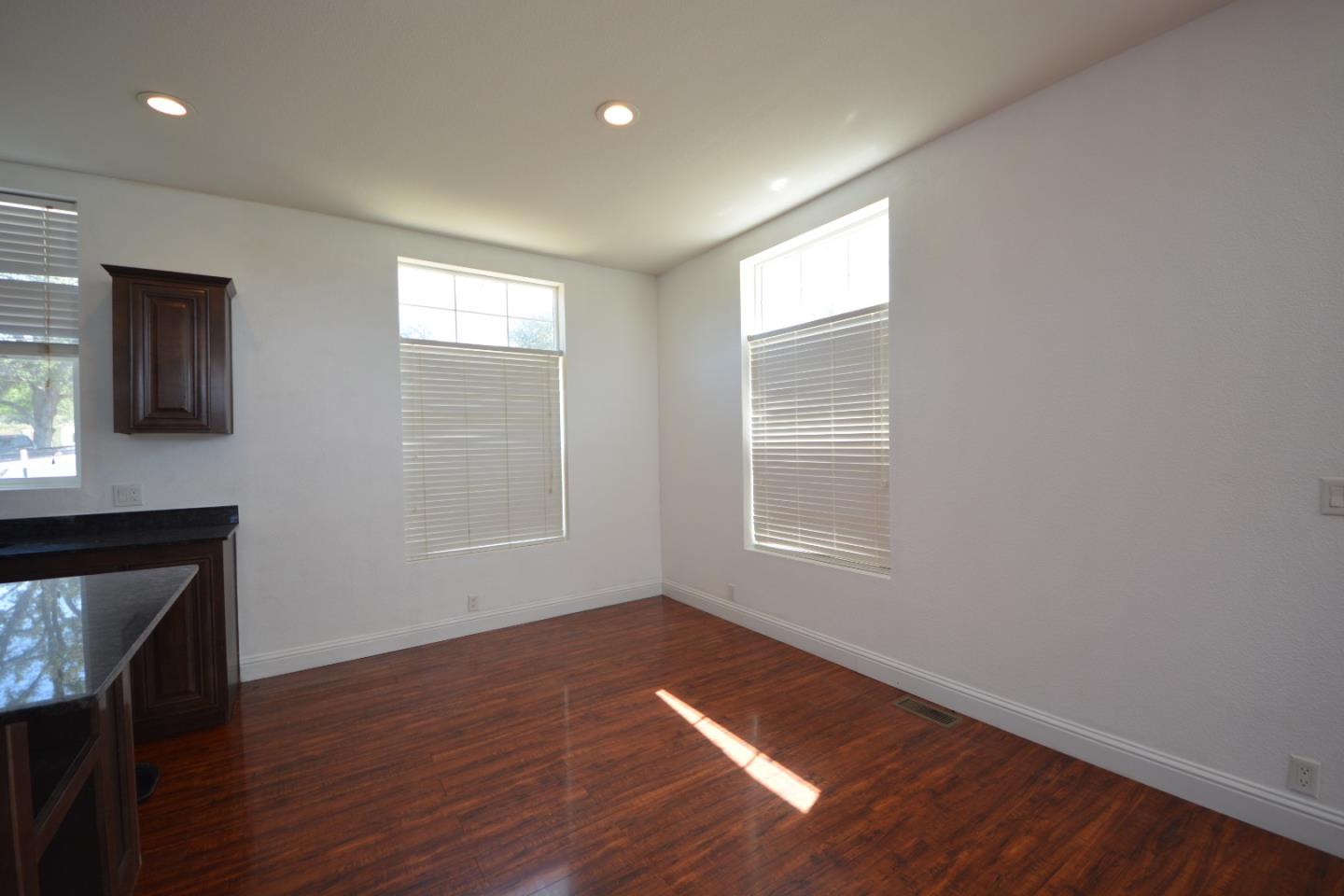 23455 Perimeter Road, Grass Valley, California 95949, 3 Bedrooms Bedrooms, ,2 BathroomsBathrooms,Residential,For Sale,23455 Perimeter Road,ML81967558