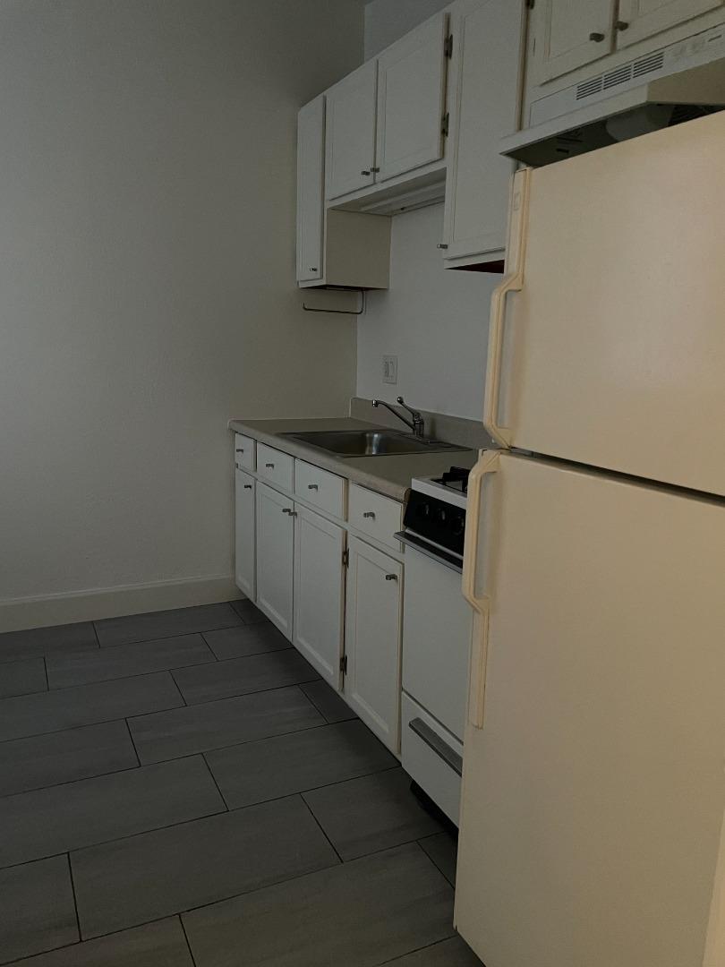 667 O'Farrell Street # 5, San Francisco, California 94109, ,1 BathroomBathrooms,Residential Lease,For Rent,667 O'Farrell Street # 5,ML81967559