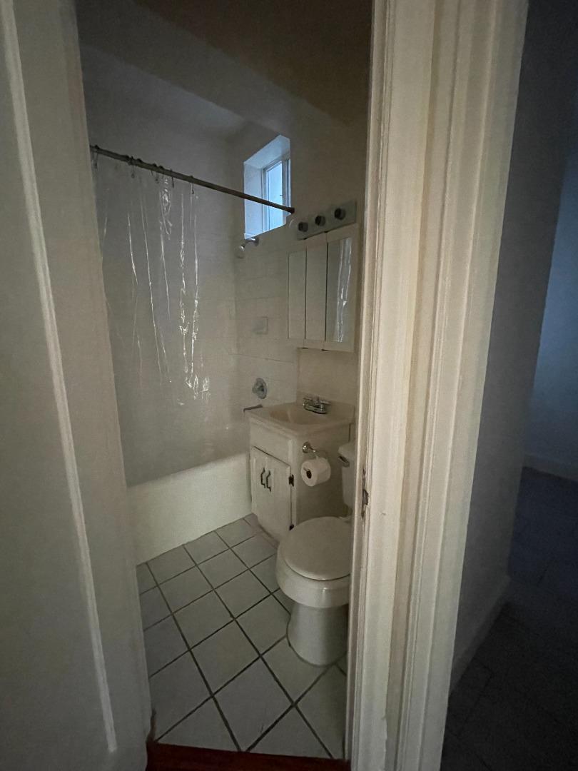 667 O'Farrell Street # 5, San Francisco, California 94109, ,1 BathroomBathrooms,Residential Lease,For Rent,667 O'Farrell Street # 5,ML81967559