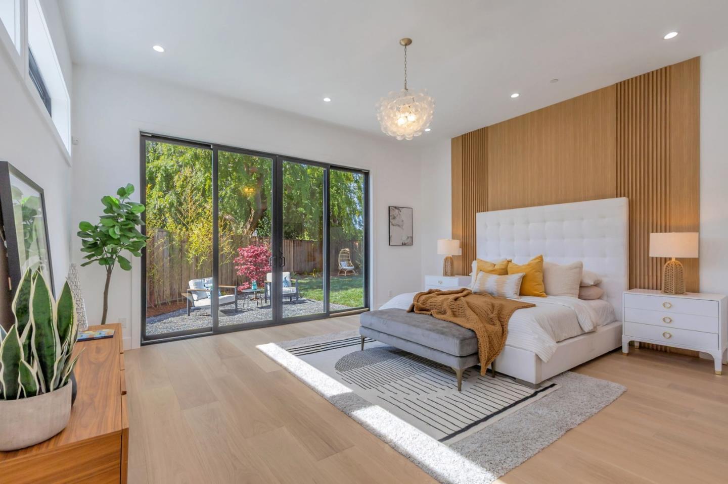 Detail Gallery Image 24 of 69 For 769 Allen Ct, Palo Alto,  CA 94303 - 5 Beds | 5/1 Baths