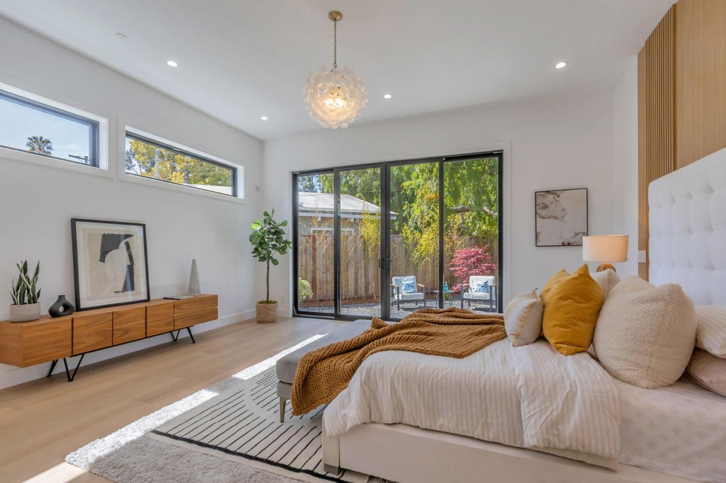 Detail Gallery Image 26 of 69 For 769 Allen Ct, Palo Alto,  CA 94303 - 5 Beds | 5/1 Baths