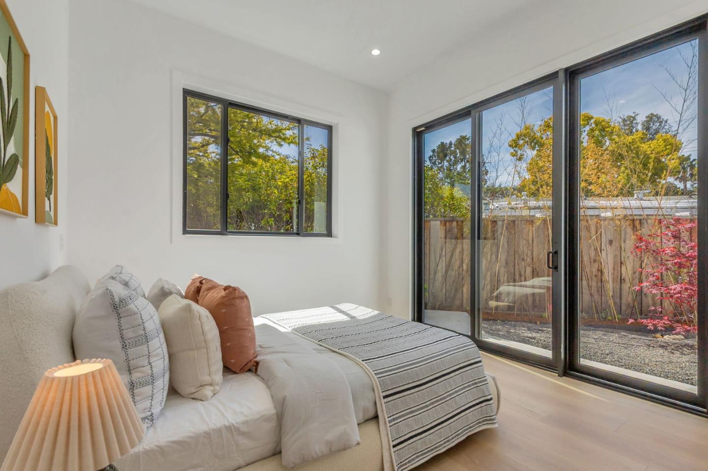 Detail Gallery Image 30 of 69 For 769 Allen Ct, Palo Alto,  CA 94303 - 5 Beds | 5/1 Baths