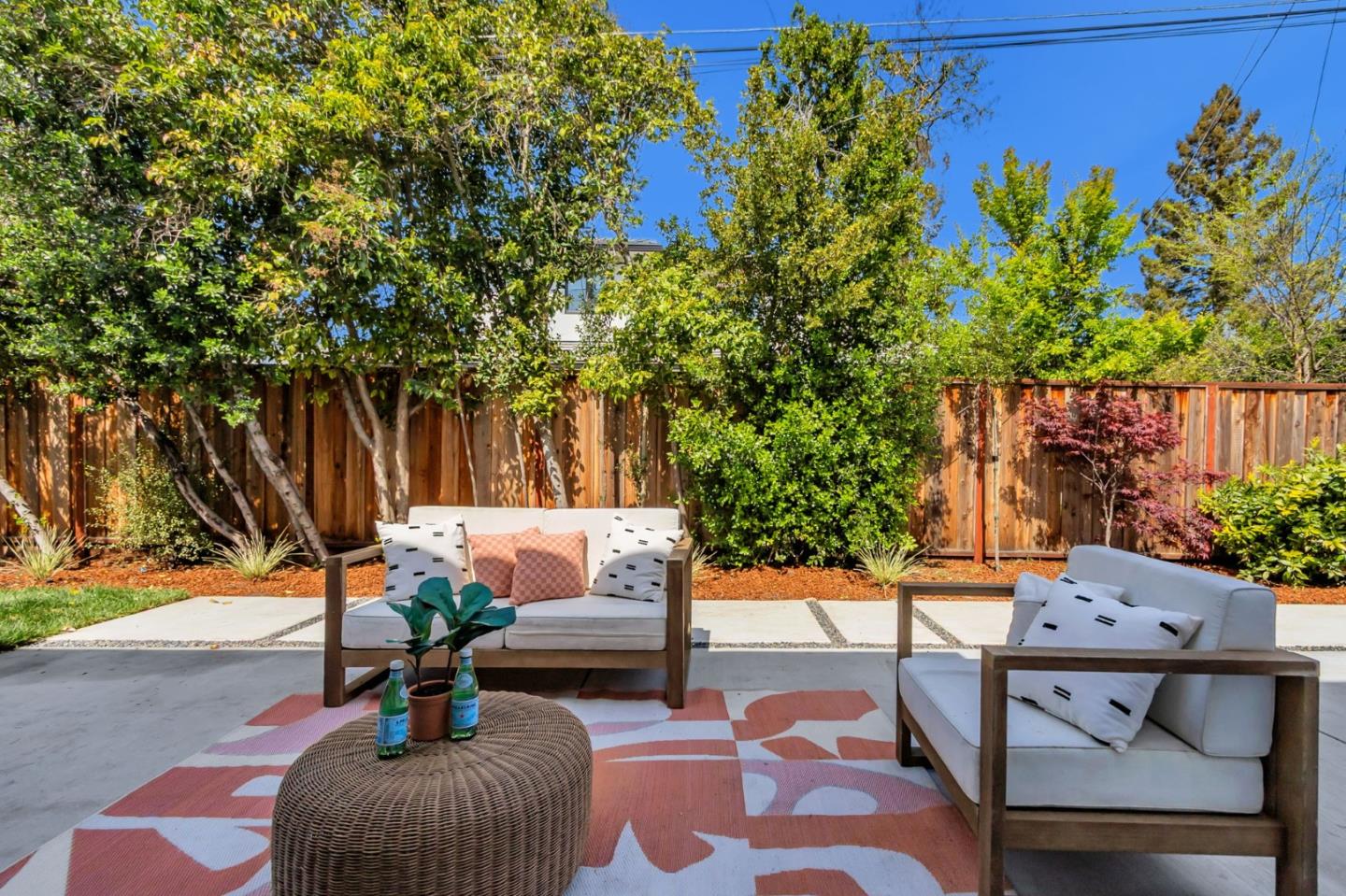 Detail Gallery Image 50 of 69 For 769 Allen Ct, Palo Alto,  CA 94303 - 5 Beds | 5/1 Baths