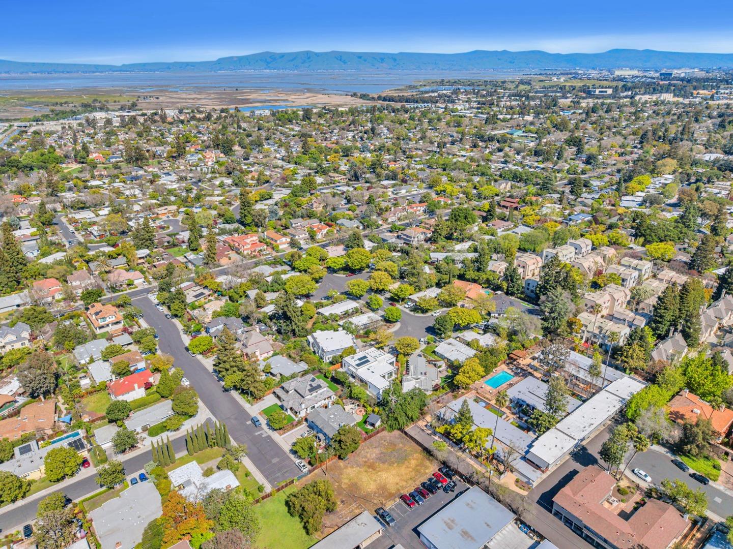 Detail Gallery Image 69 of 69 For 769 Allen Ct, Palo Alto,  CA 94303 - 5 Beds | 5/1 Baths