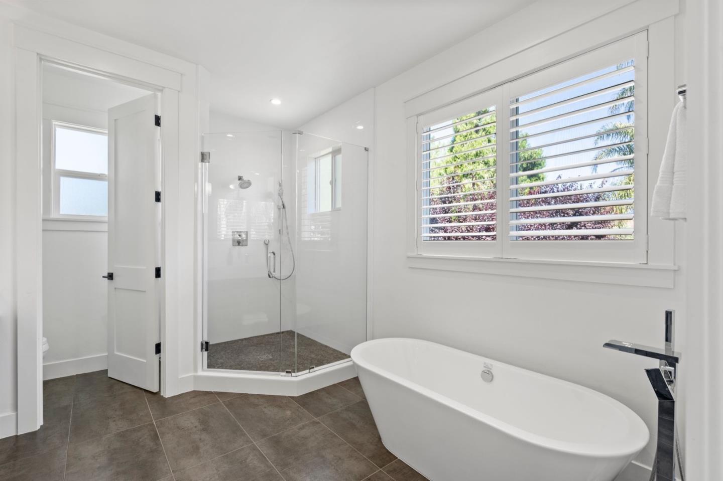 Detail Gallery Image 22 of 31 For 1049 Lincoln Ct, San Jose,  CA 95125 - 4 Beds | 3/1 Baths