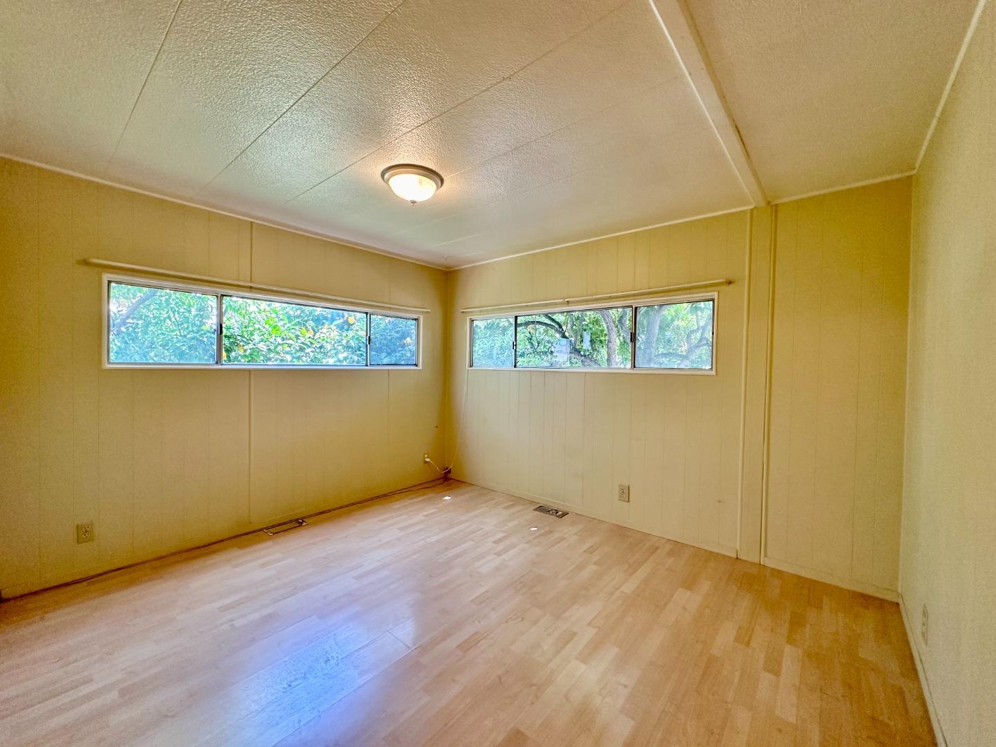Detail Gallery Image 12 of 17 For 2855 Senter Rd #26,  San Jose,  CA 95111 - 2 Beds | 2 Baths