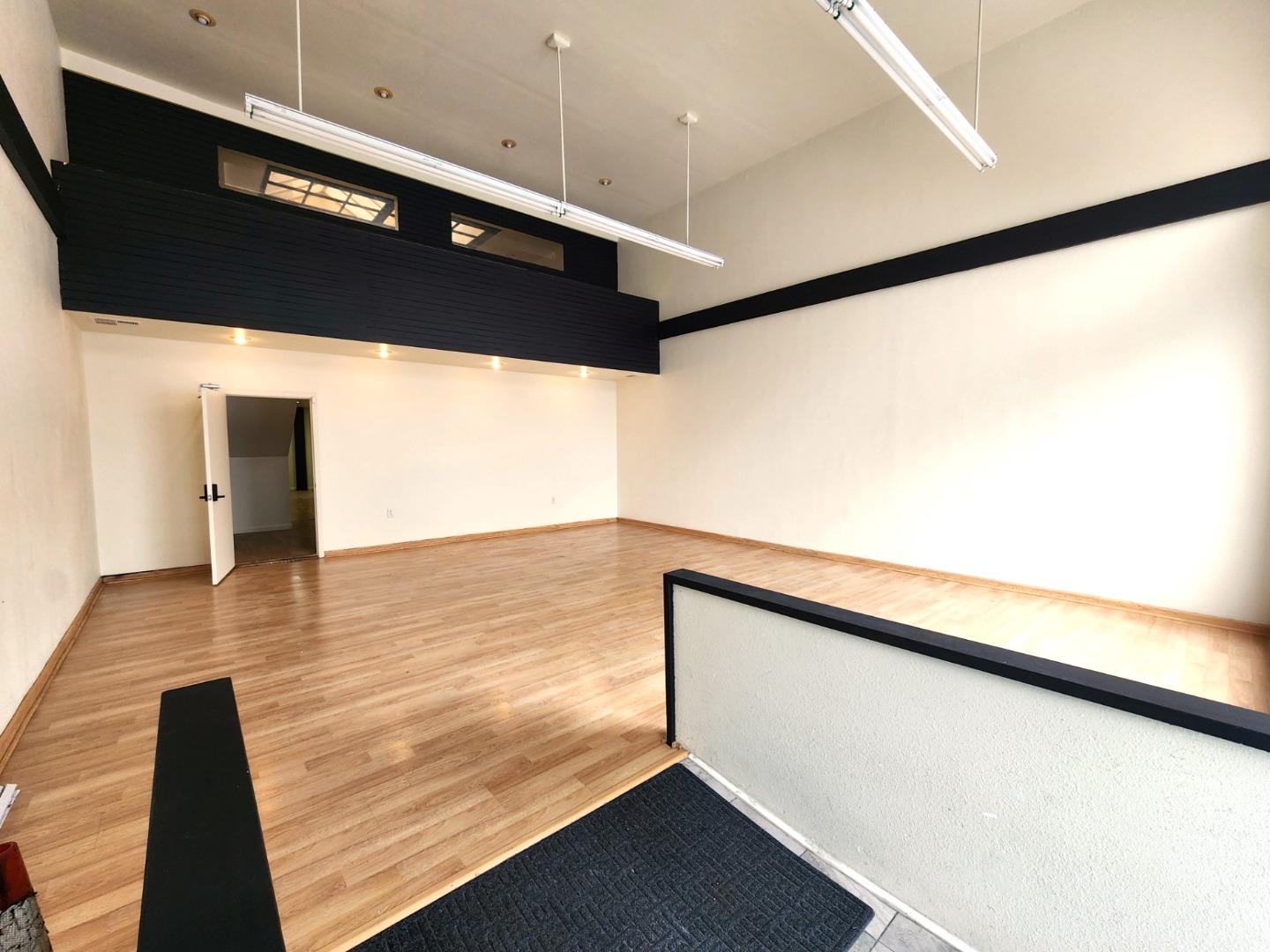 405 15th Street, Oakland, California 94612, ,Commercial Lease,For Rent,405 15th Street,ML81967616