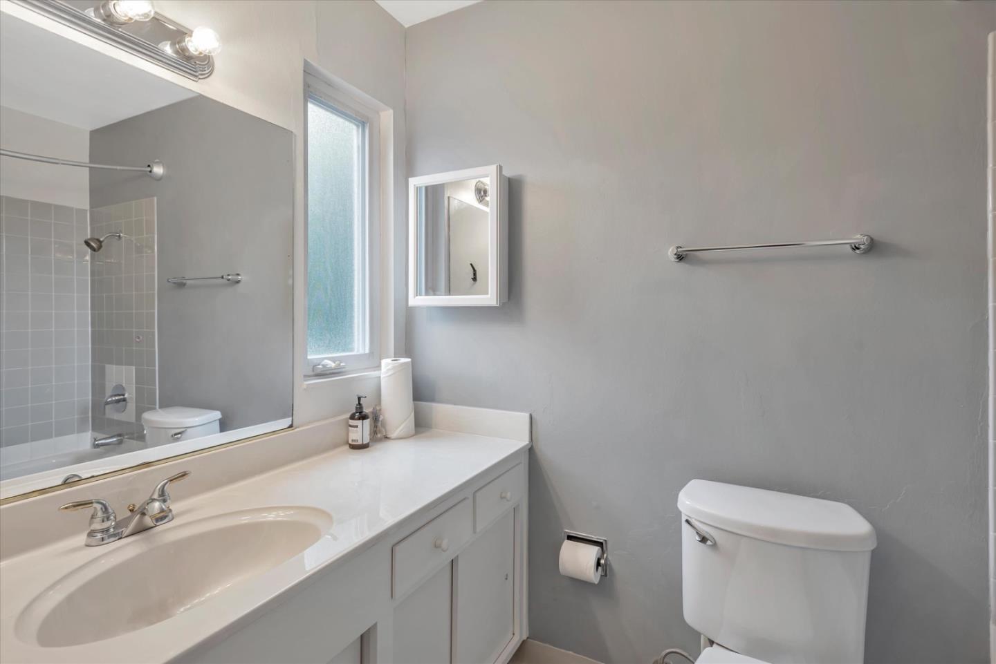 Detail Gallery Image 13 of 22 For 847 N Humboldt St #203,  San Mateo,  CA 94401 - 0 Beds | 1 Baths