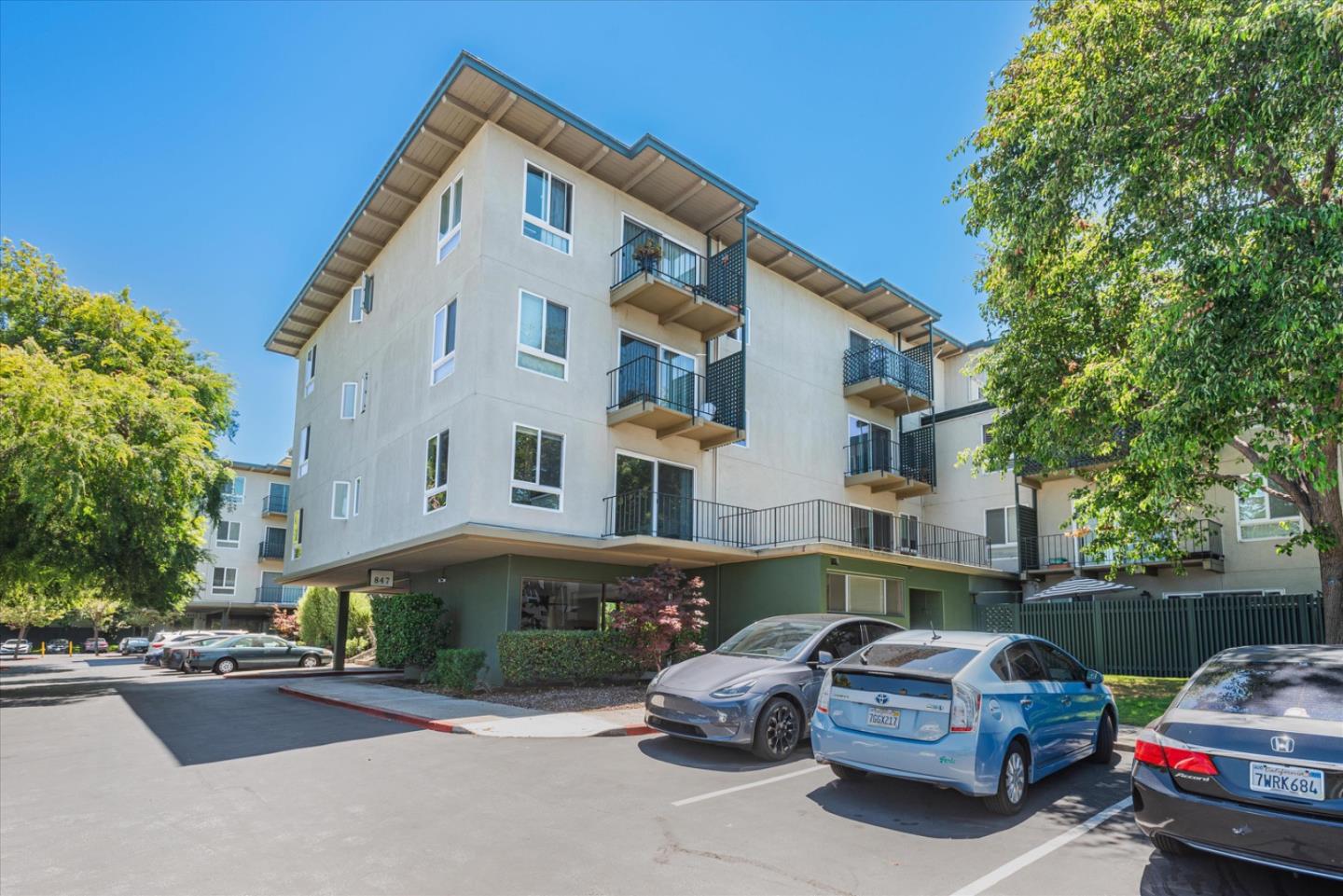 Detail Gallery Image 3 of 22 For 847 N Humboldt St #203,  San Mateo,  CA 94401 - 0 Beds | 1 Baths