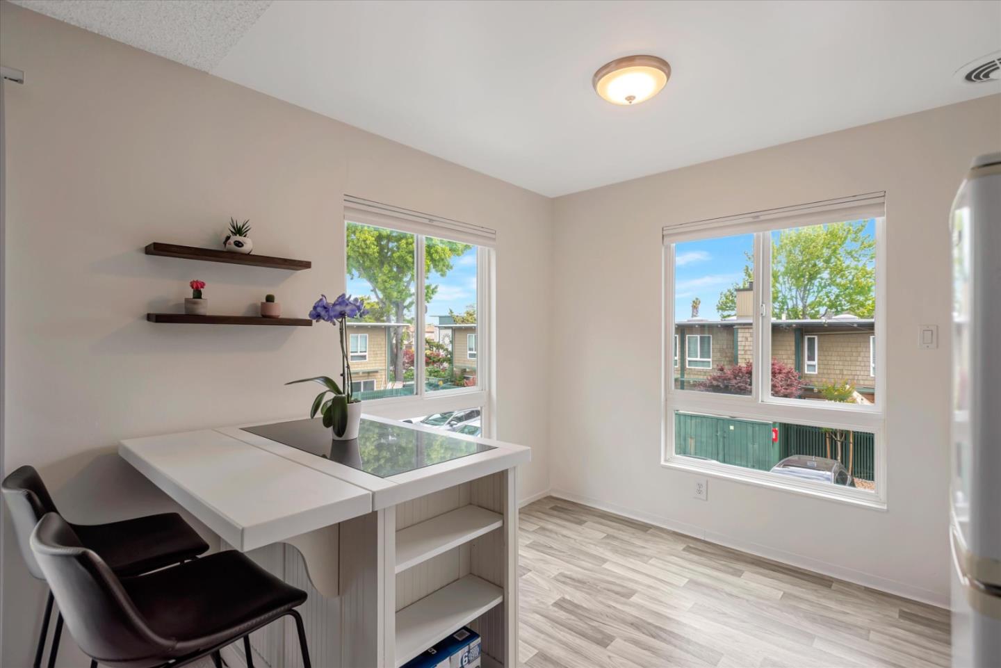 Detail Gallery Image 6 of 22 For 847 N Humboldt St #203,  San Mateo,  CA 94401 - 0 Beds | 1 Baths