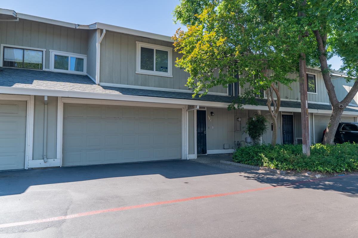 Detail Gallery Image 5 of 26 For 1137 Rivara Cir, Sacramento,  CA 95864 - 4 Beds | 2/1 Baths