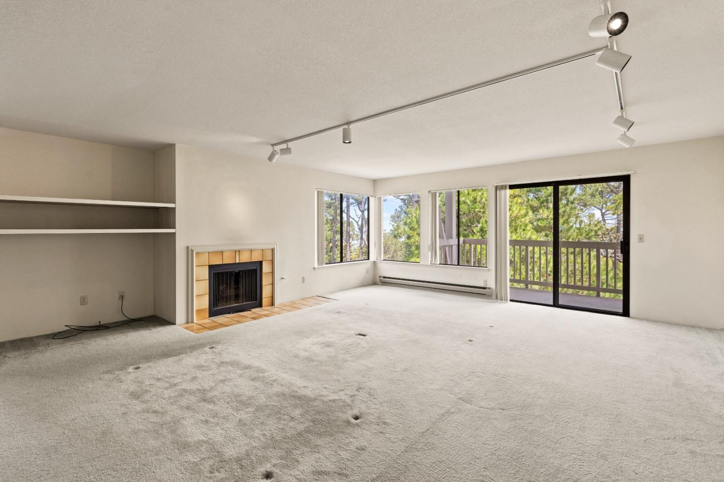 Detail Gallery Image 2 of 16 For 41 Shepherd's Knl, Pebble Beach,  CA 93953 - 3 Beds | 3 Baths