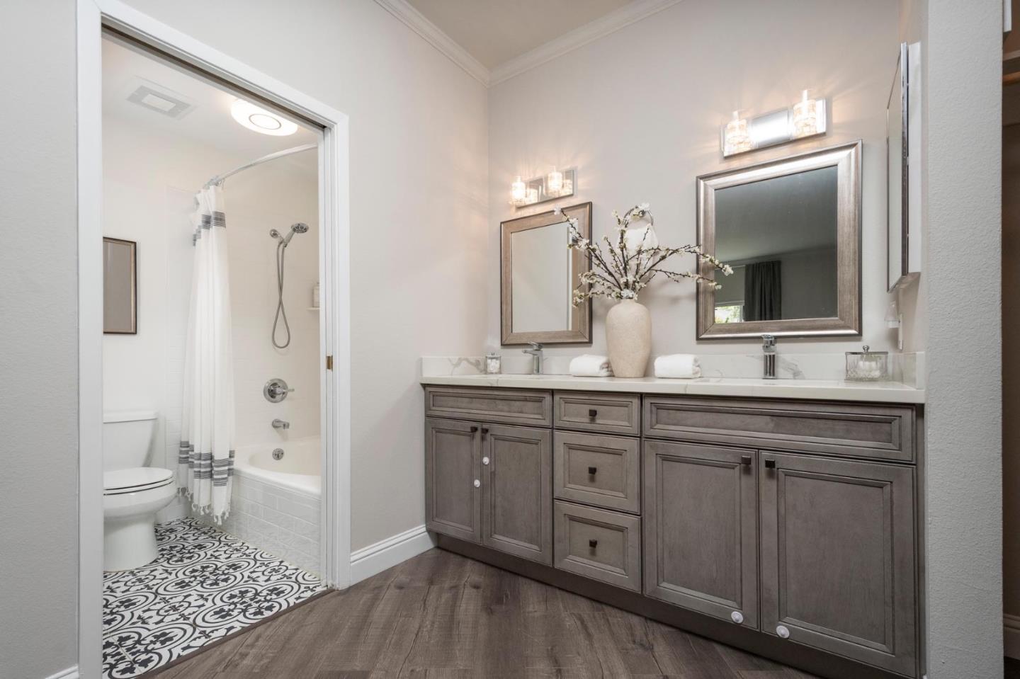 Detail Gallery Image 12 of 22 For 425 N El Camino Real #201,  San Mateo,  CA 94401 - 2 Beds | 2 Baths
