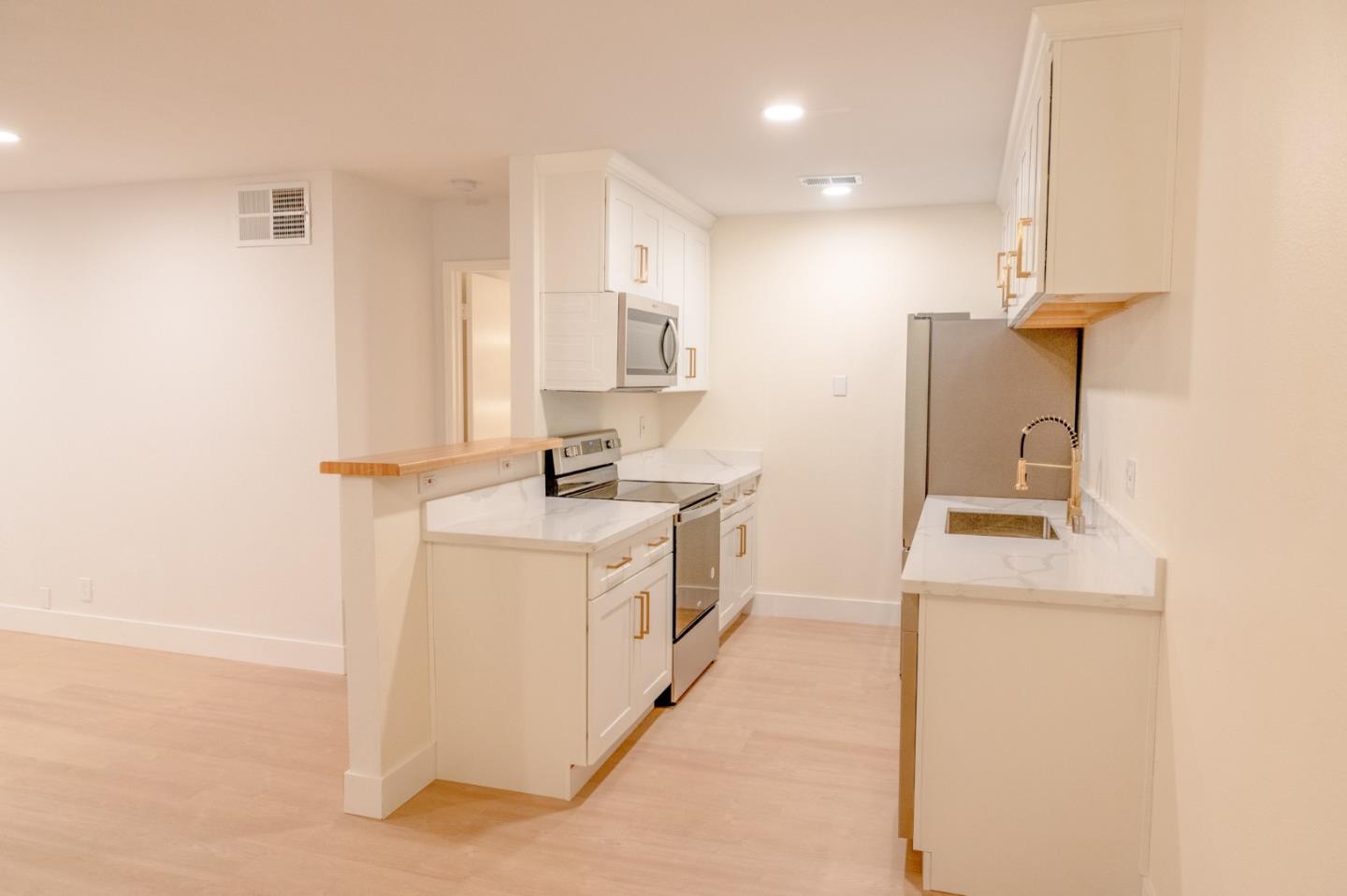 Detail Gallery Image 8 of 19 For 247 N Capitol Ave #230,  San Jose,  CA 95127 - 1 Beds | 1 Baths