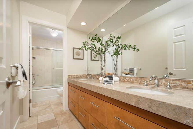 Detail Gallery Image 33 of 44 For 45 Woodhill Dr, Redwood City,  CA 94061 - 5 Beds | 4 Baths