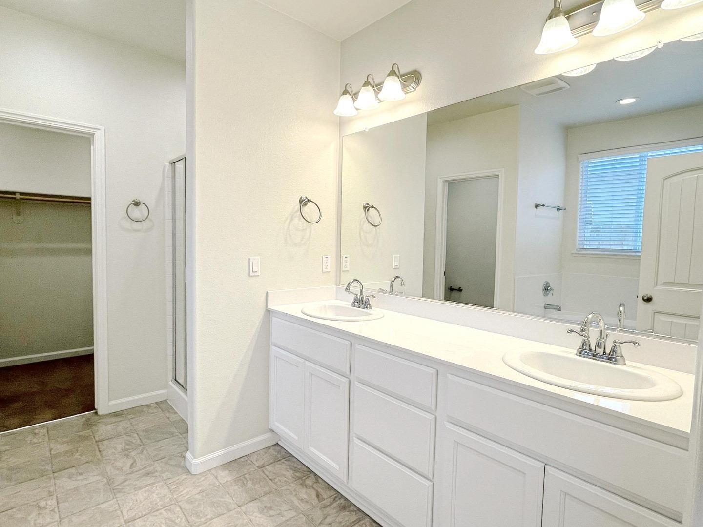 1439 Woodbury Ct, Merced, CA 95348 photo 7