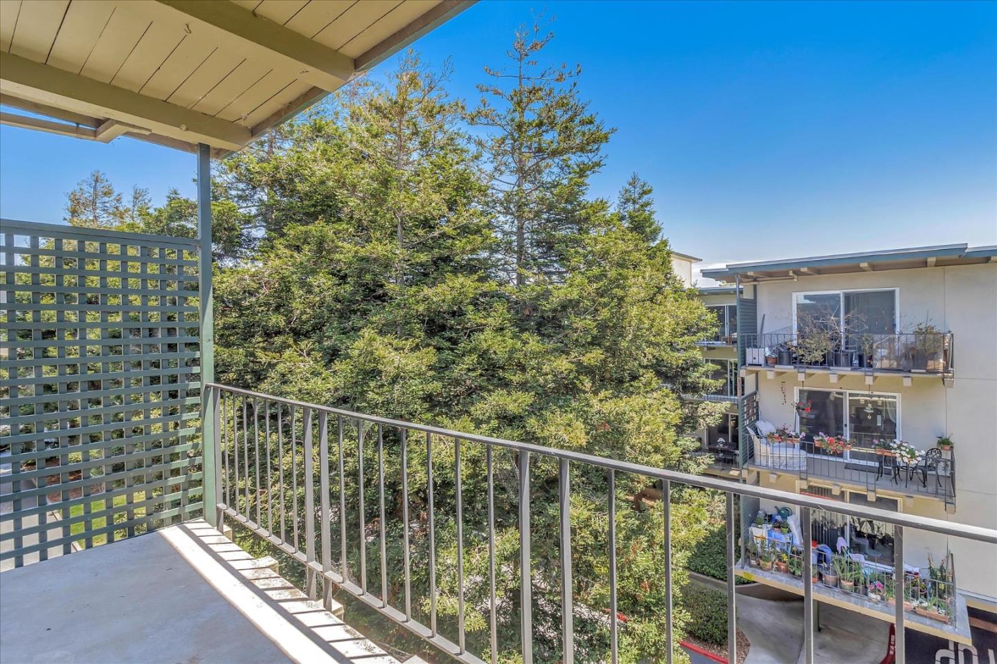 Detail Gallery Image 35 of 68 For 934 Peninsula Ave #407,  San Mateo,  CA 94401 - 1 Beds | 1 Baths