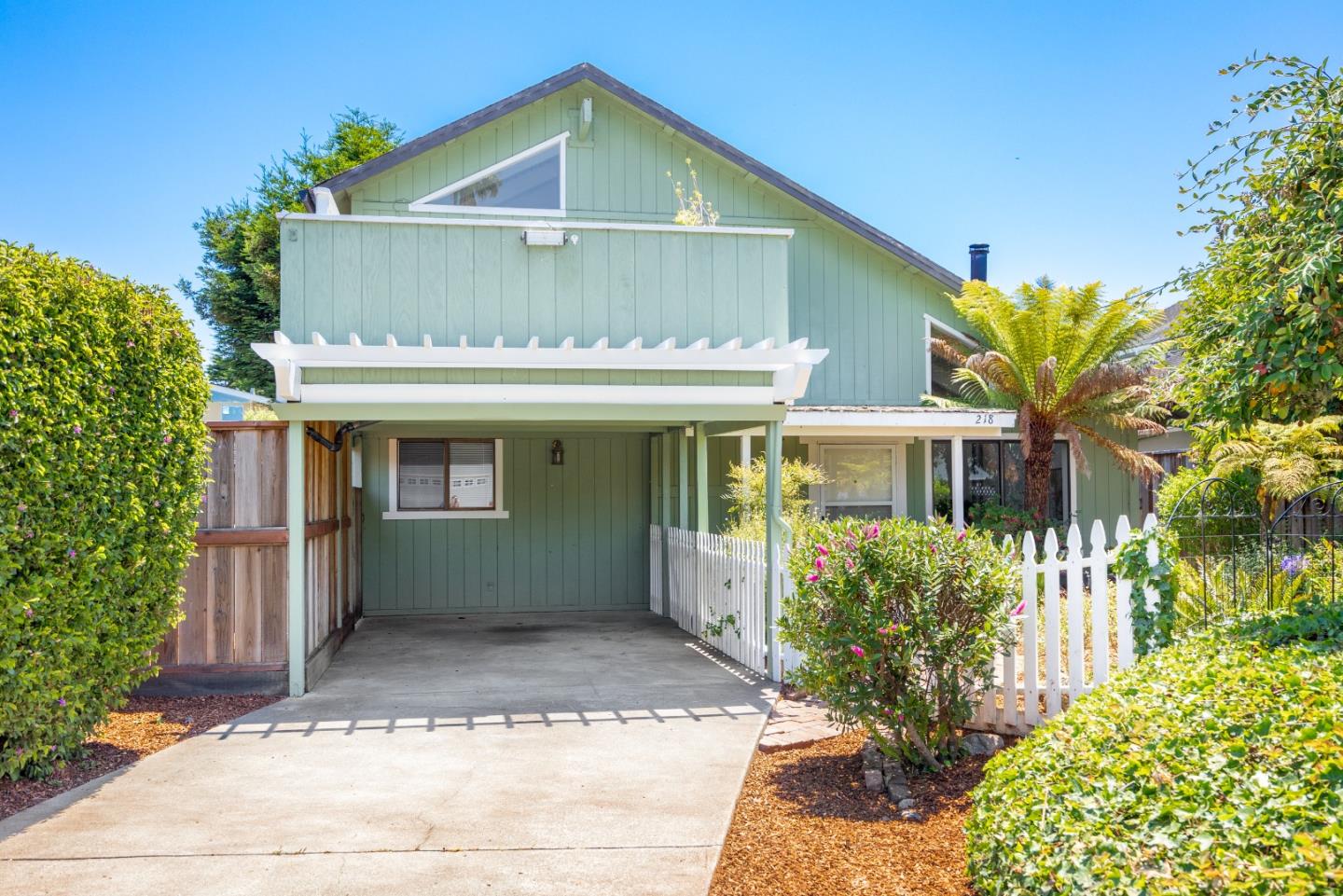 Detail Gallery Image 1 of 40 For 218 Elva Dr, Aptos,  CA 95003 - 3 Beds | 2 Baths