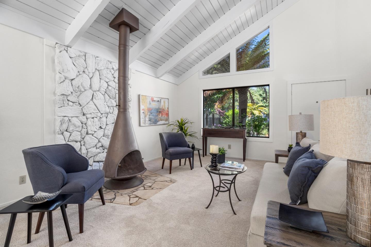 Detail Gallery Image 4 of 40 For 218 Elva Dr, Aptos,  CA 95003 - 3 Beds | 2 Baths