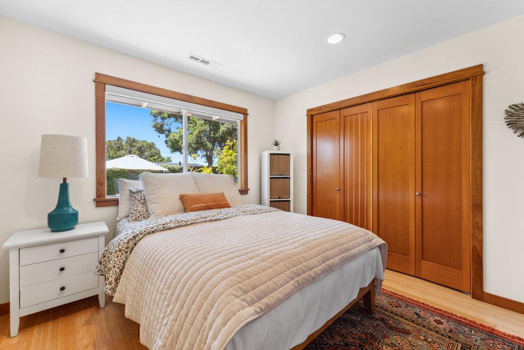 Detail Gallery Image 21 of 44 For 110 Las Lomas Dr, Aptos,  CA 95003 - 3 Beds | 2/1 Baths