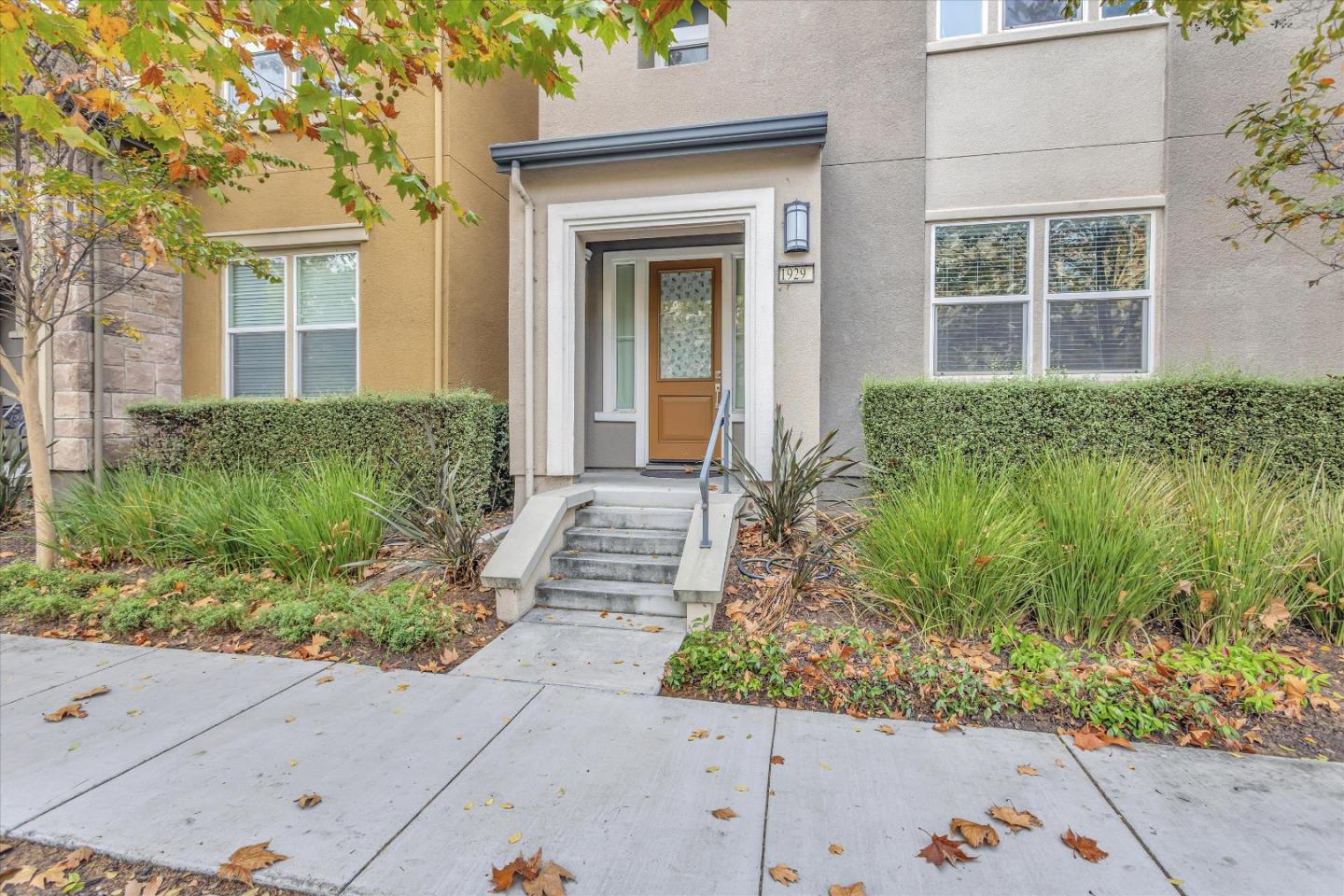 Detail Gallery Image 1 of 1 For 1929 Momentum Dr, Milpitas,  CA 95035 - 3 Beds | 3/1 Baths