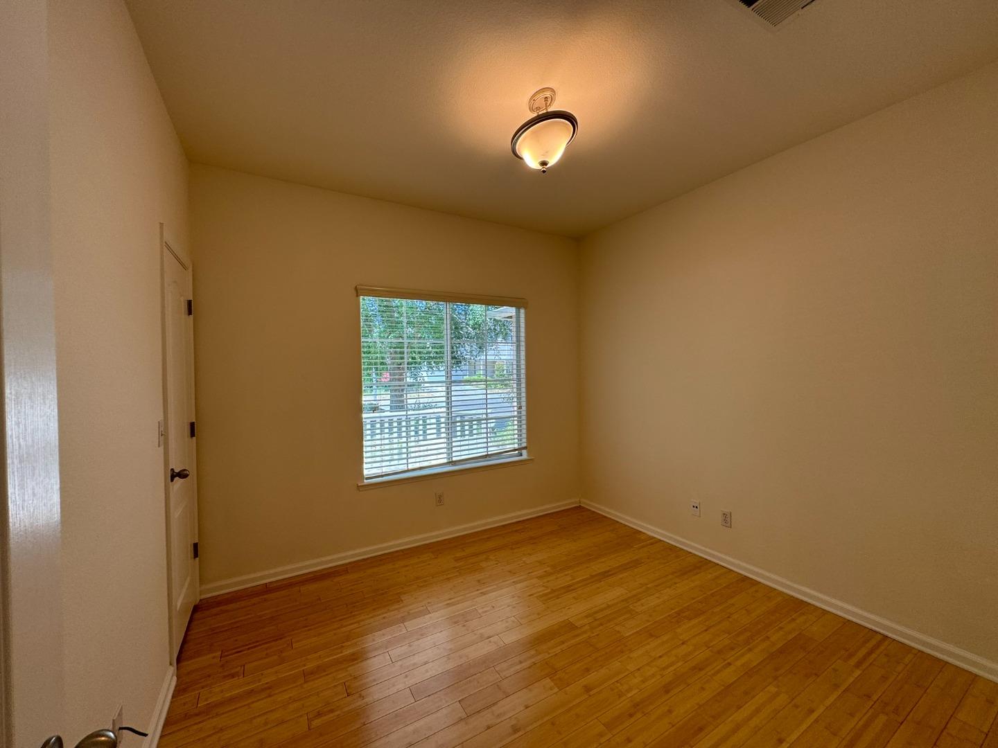 4721 W Celeste Ave, Fresno, CA 93722 photo 15