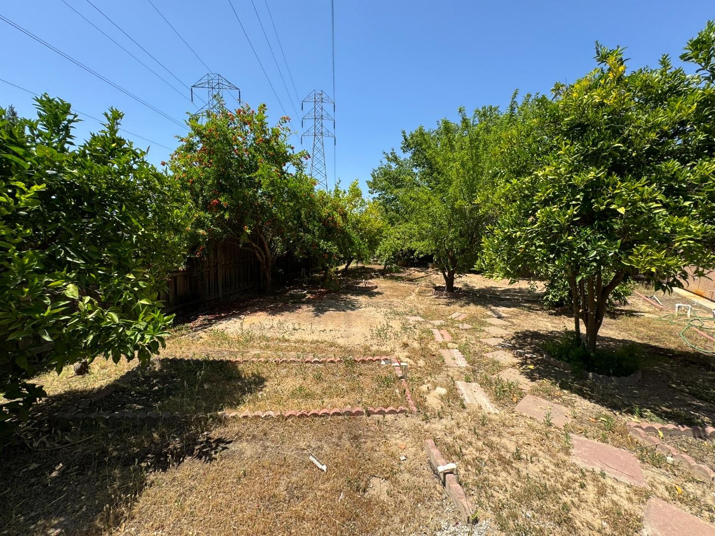 4721 W Celeste Ave, Fresno, CA 93722 photo 19