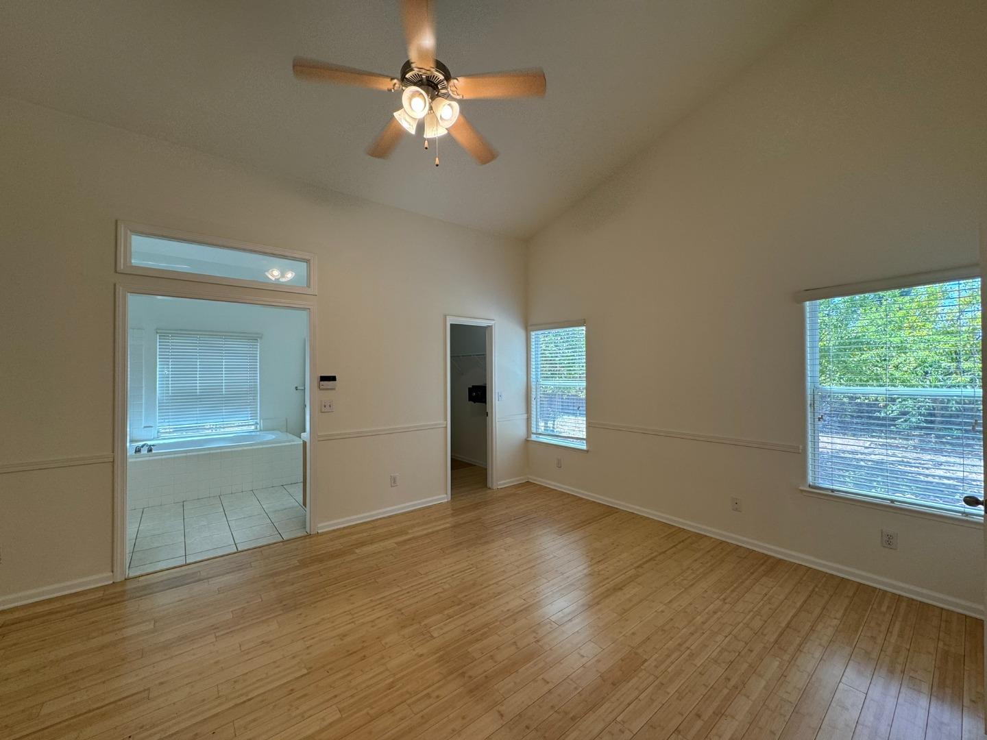 4721 W Celeste Ave, Fresno, CA 93722 photo 9
